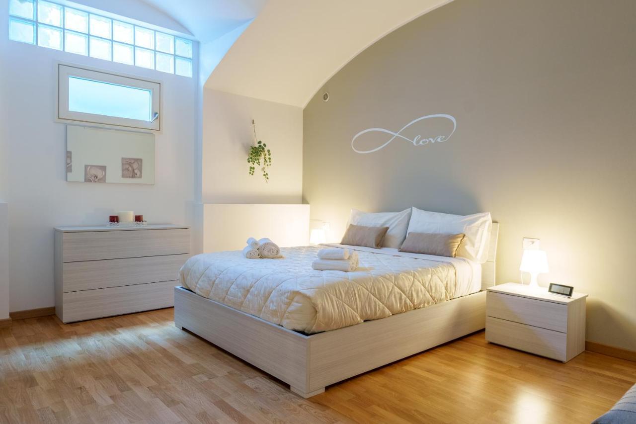 Centro Storico Duomo A 5 Minuti Love Suite Wifi Netflix Milano Ngoại thất bức ảnh