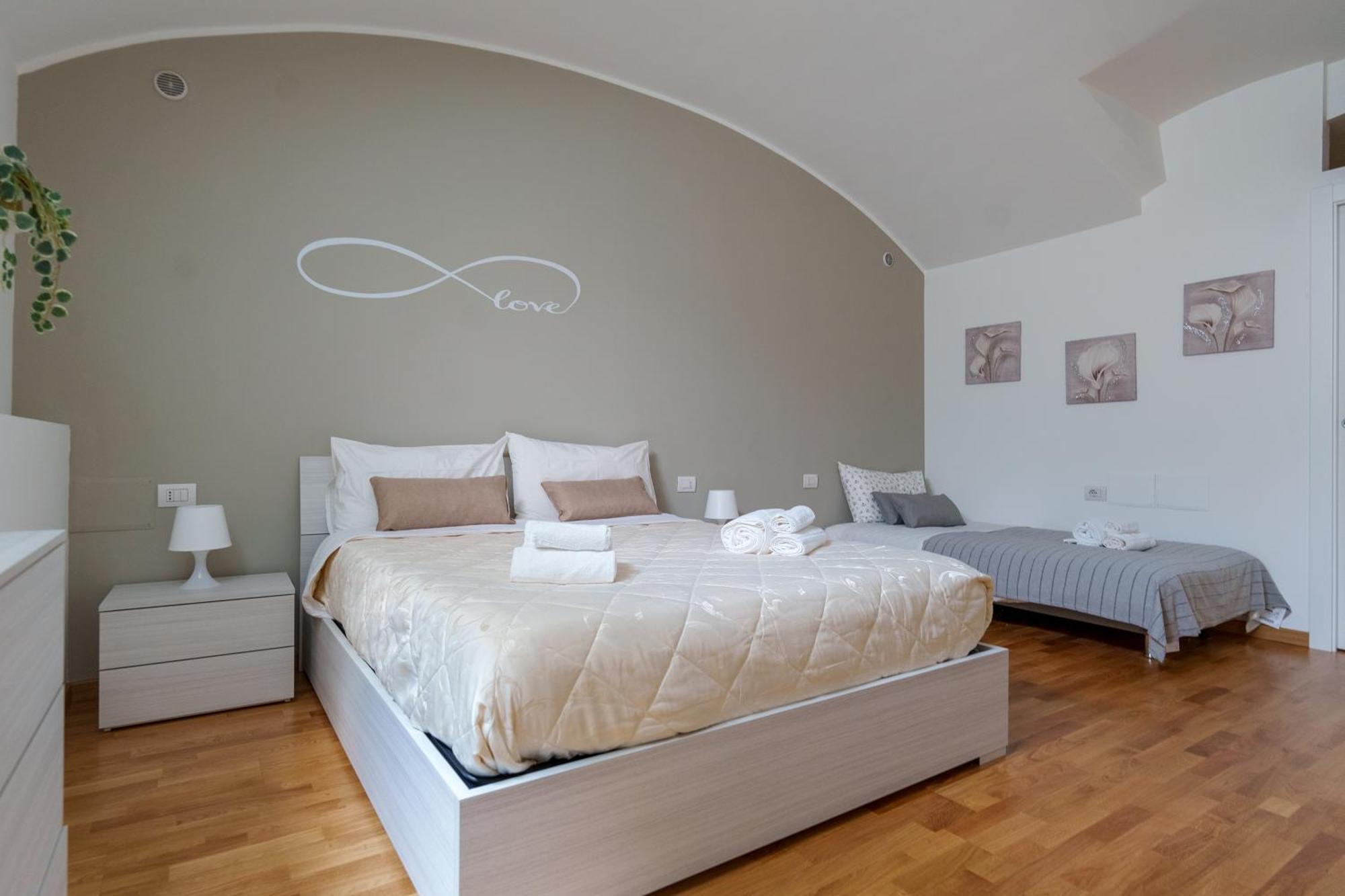 Centro Storico Duomo A 5 Minuti Love Suite Wifi Netflix Milano Ngoại thất bức ảnh